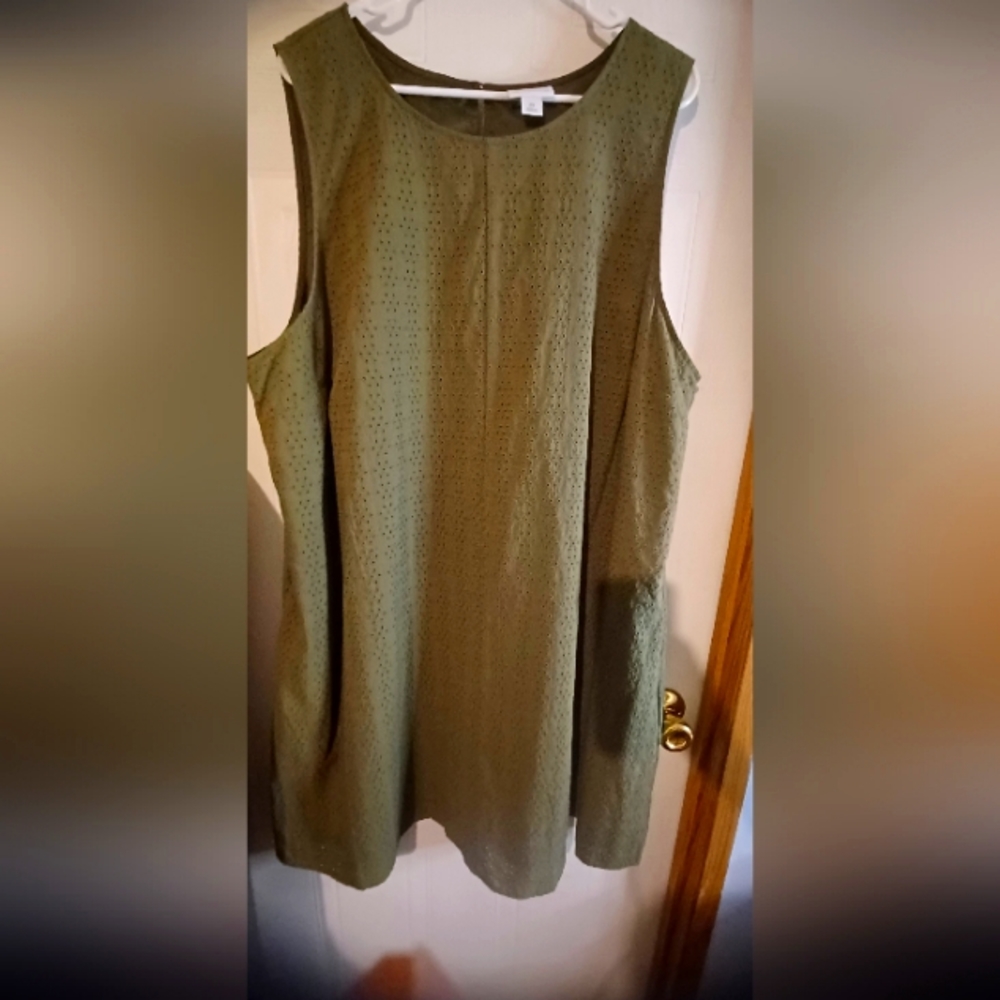 Green sleeveless midi dress, Brand: Liz Claiborne, Size 2X